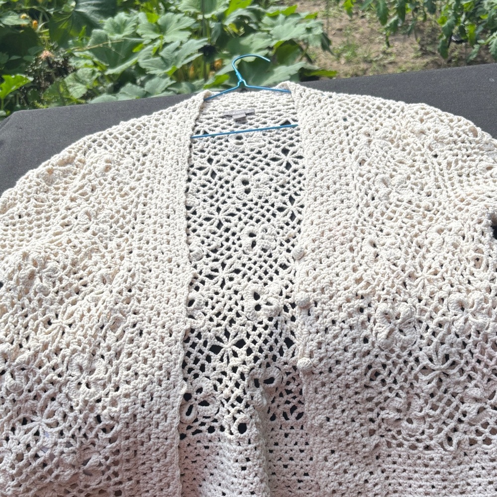 Ann Taylor Cream Crochet Women Poncho